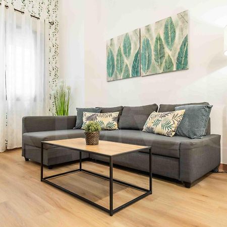 3Br Apartment With Parking And Patio In The Center By Rems Málaga Esterno foto