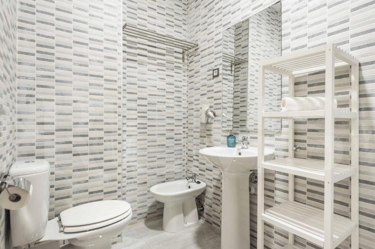 3Br Apartment With Parking And Patio In The Center By Rems Málaga Esterno foto