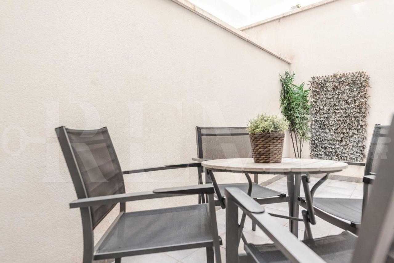 3Br Apartment With Parking And Patio In The Center By Rems Málaga Esterno foto