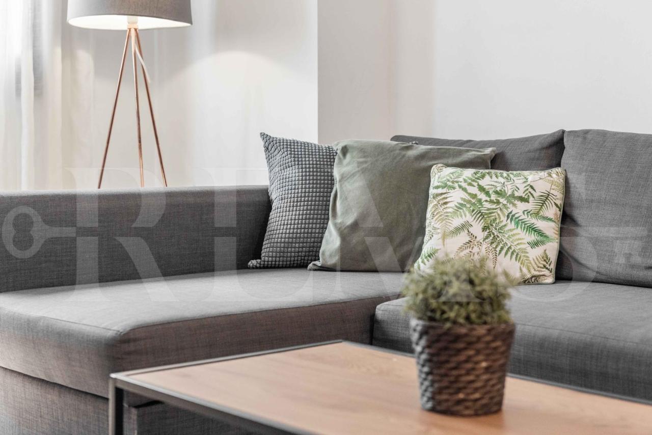 3Br Apartment With Parking And Patio In The Center By Rems Málaga Esterno foto
