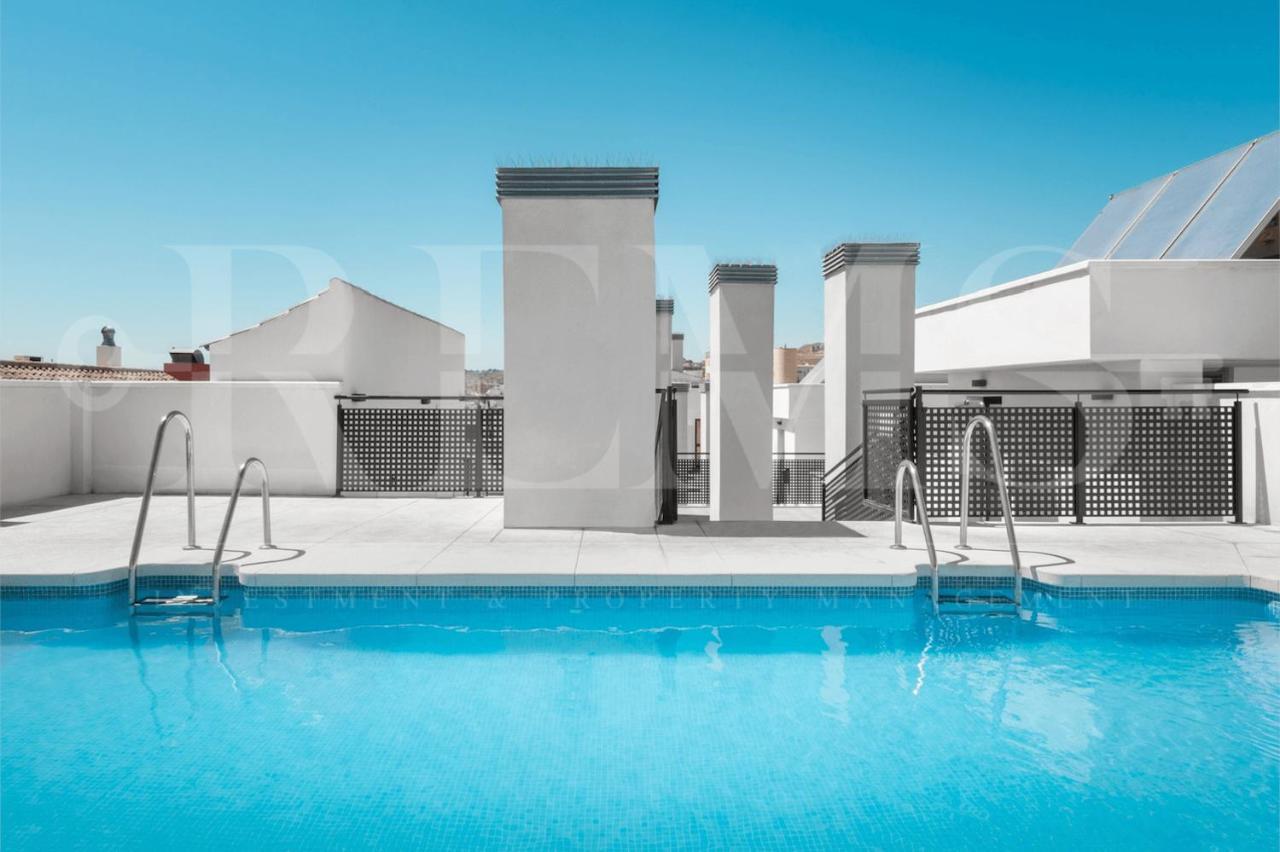 3Br Apartment With Parking And Patio In The Center By Rems Málaga Esterno foto