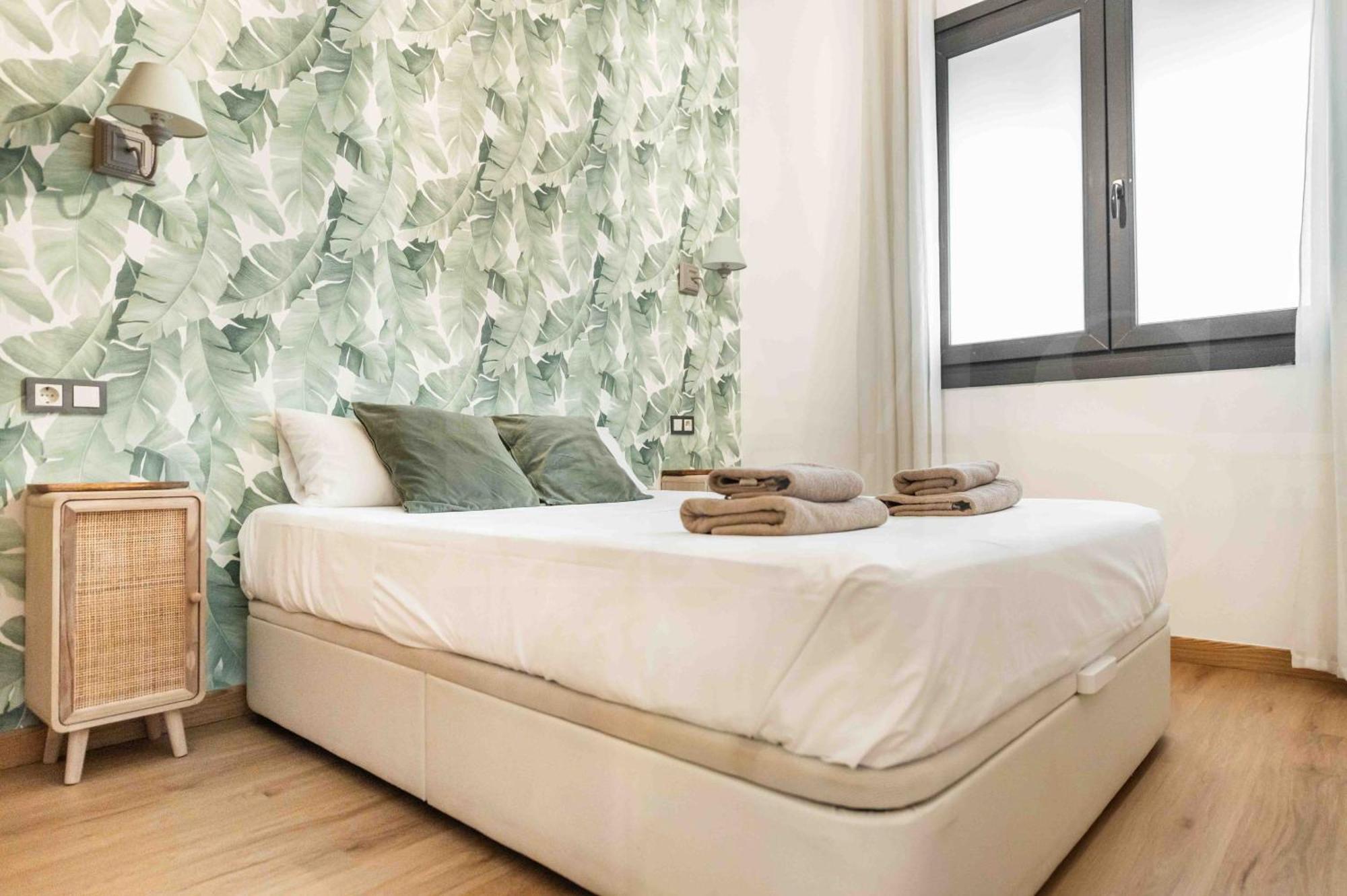 3Br Apartment With Parking And Patio In The Center By Rems Málaga Esterno foto